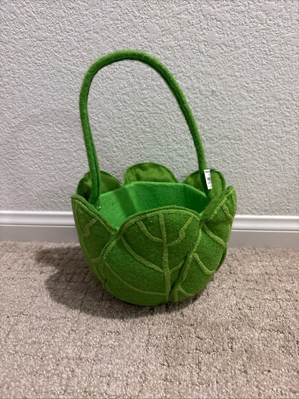 World Market Cabbage Shaped Easter Basket Leaves Handle Felt 13"x7.5" NEW